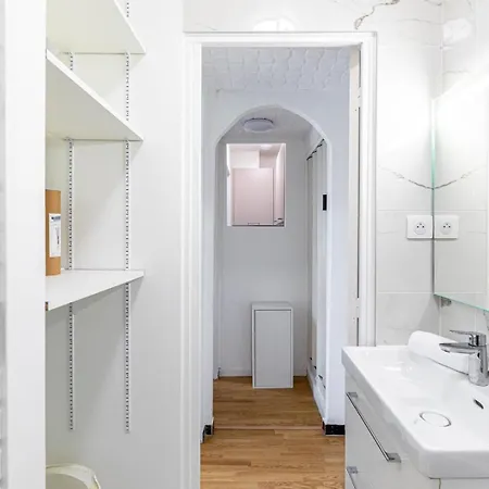 Guestready - Cosy Flat Near Arc De Triomphe * Parijs