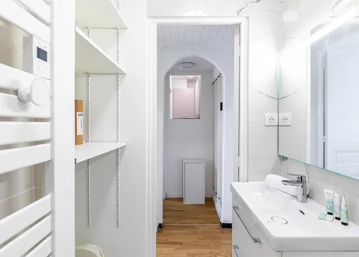 Guestready - Cosy Flat Near Arc De Triomphe * Paris